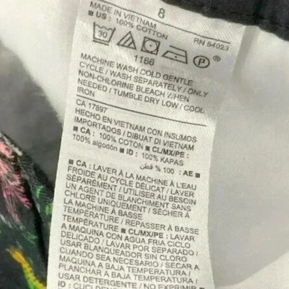 Old Navy Womens Multicolor Floral Print Flat Front Trouser Summer Shorts Size 8 - Picture 9 of 9